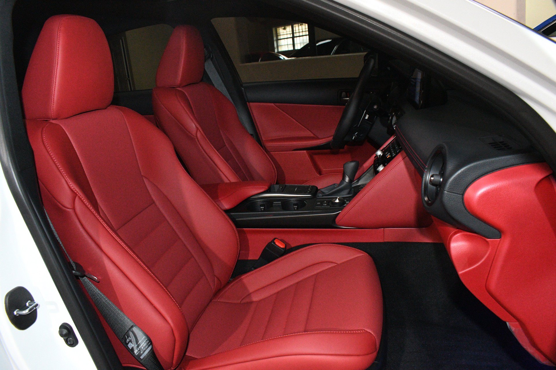 Used 2025 Lexus IS 350 F Sport RWD image 8