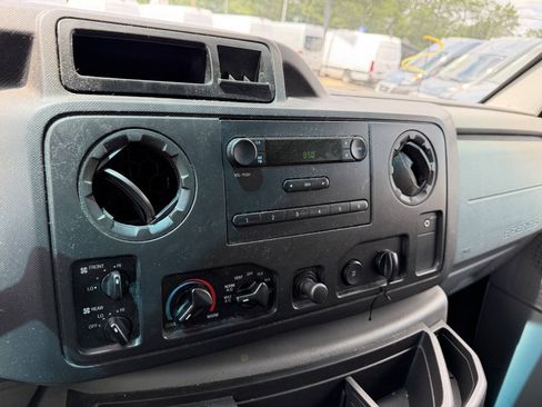 Used 2012 Ford E-350 and Econoline 350 XL w/ PWR Windows & Locks Group RWD image 13