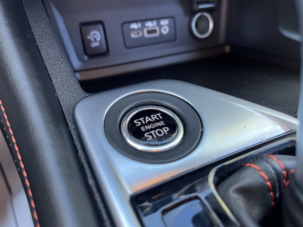 Used 2024 Nissan Sentra SR w/ SR Premium Package FWD image 15