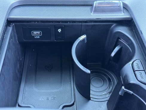 Used 2020 Hyundai Palisade SEL w/ Convenience Package image 28