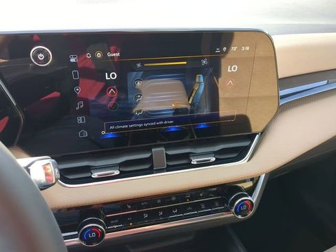 New 2026 Chevrolet Equinox ACTIV w/ Safety and Technology Package image 33