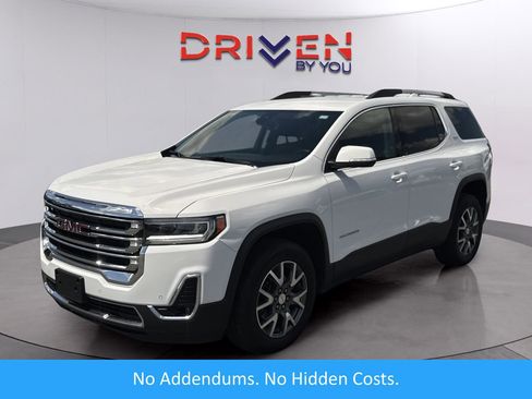 Used 2023 GMC Acadia SLT image 1