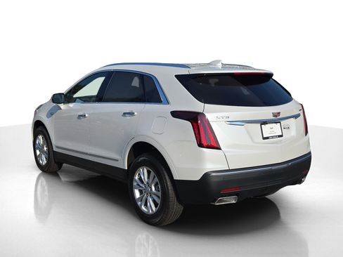 New 2025 Cadillac XT5 Luxury image 10