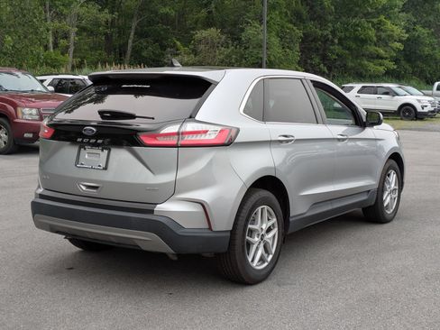 Certified 2024 Ford Edge SEL w/ Convenience Package AWD/4WD image 3