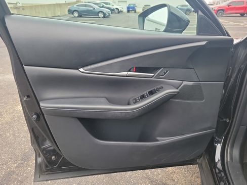 Used 2022 MAZDA CX-30 AWD 2.5 S w/ Select Package image 18