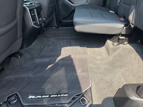 Used 2022 RAM 1500 Big Horn AWD/4WD image 35