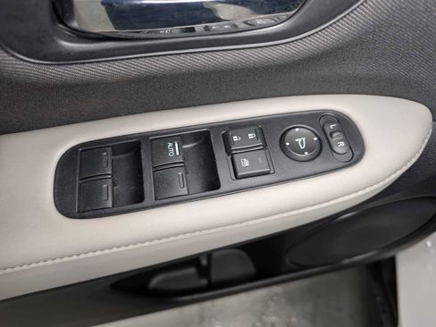 Used 2020 Honda HR-V LX image 28