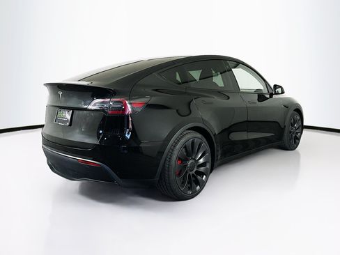 Used 2022 Tesla Model Y Performance AWD/4WD image 9