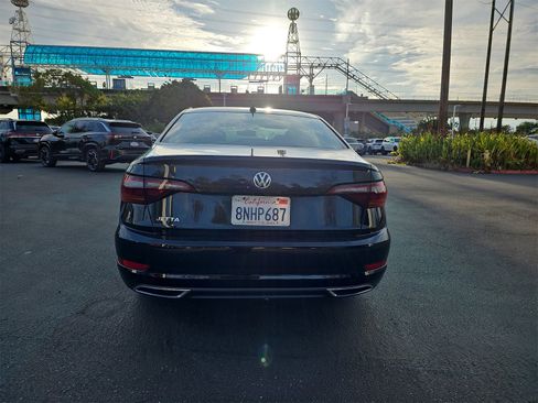 Used 2019 Volkswagen Jetta R-Line image 6