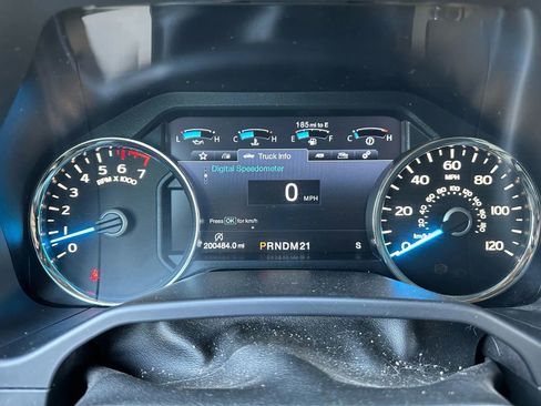 Used 2015 Ford F150 Lariat w/ Equipment Group 501A Mid image 19