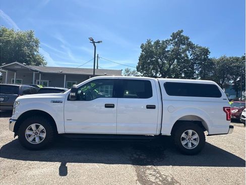 Used 2017 Ford F150 XLT AWD/4WD image 4