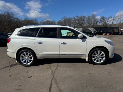 Used 2014 Buick Enclave Premium image 6