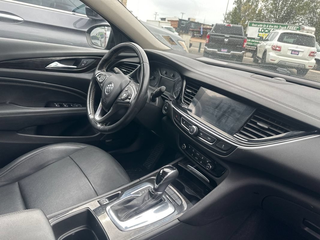 Used 2019 Buick Regal Essence w/ Sights and Sounds Package AWD/4WD image 16
