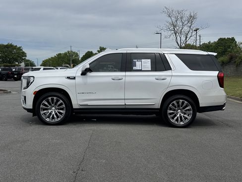 Used 2024 GMC Yukon Denali w/ Advanced Technology Package image 7
