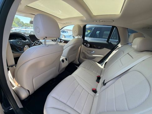 Used 2016 Mercedes-Benz GLC 300 4MATIC image 6