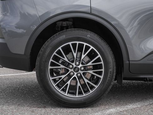 New 2025 Ford Escape SE w/ PHEV Premium Package image 12