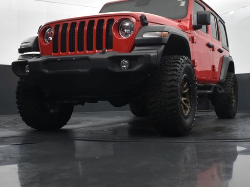 Used 2024 Jeep Wrangler Sport S image 36