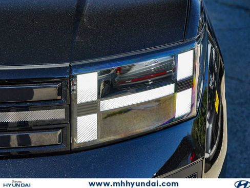 New 2026 Hyundai Santa Fe Limited FWD image 8