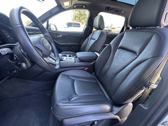 Used 2023 Audi Q7 2.0T Premium Plus w/ Premium Plus Package AWD/4WD image 14