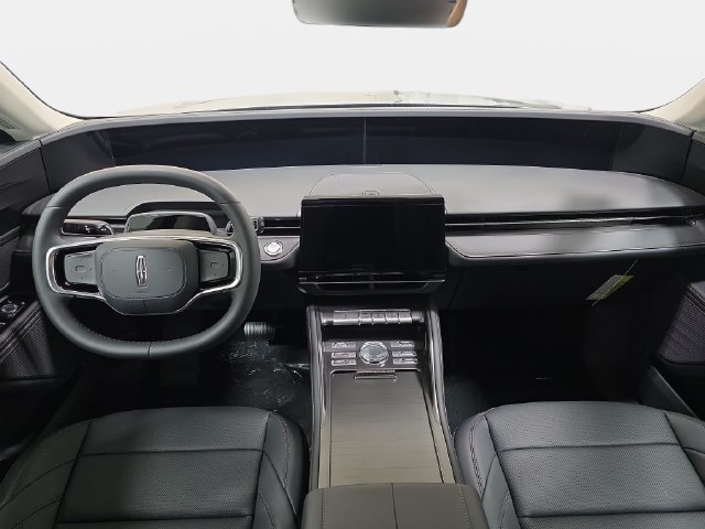 New 2026 Lincoln Nautilus Premier AWD/4WD image 9