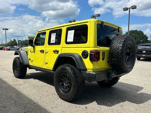Used 2022 Jeep Wrangler Unlimited Sport w/ Xtreme Recon 35" Tire Package AWD/4WD image 3
