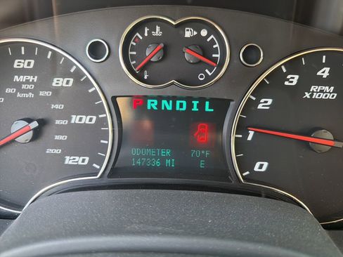 Used 2009 Chevrolet Equinox LT w/ LT Preferred Equipment Group image 8