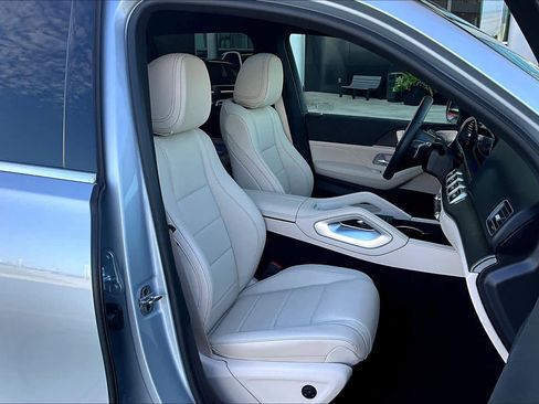 Used 2025 Mercedes-Benz GLE 350 4MATIC image 9