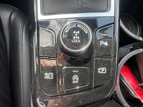 Used 2024 Kia Sportage EX AWD/4WD image 12