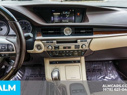 Used 2017 Lexus ES 350 w/ Premium Package FWD image 40