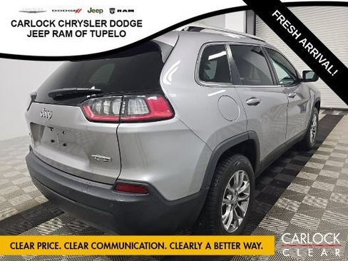 Used 2020 Jeep Cherokee Latitude Plus w/ Cold Weather Group AWD/4WD image 3