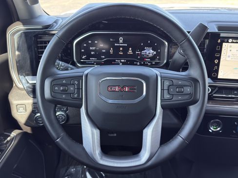 Used 2024 GMC Sierra 1500 Elevation AWD/4WD image 28