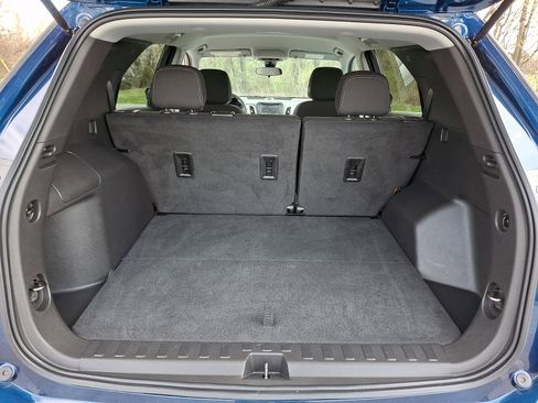 Used 2023 Chevrolet Equinox LS w/ LS Convenience Package image 28