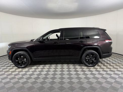 Certified 2023 Jeep Grand Cherokee L Limited w/ Luxury Tech Group II RWD image 10