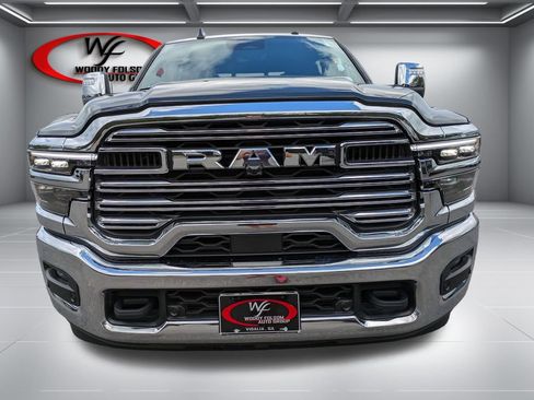 New 2026 RAM 2500 Laramie AWD/4WD image 11