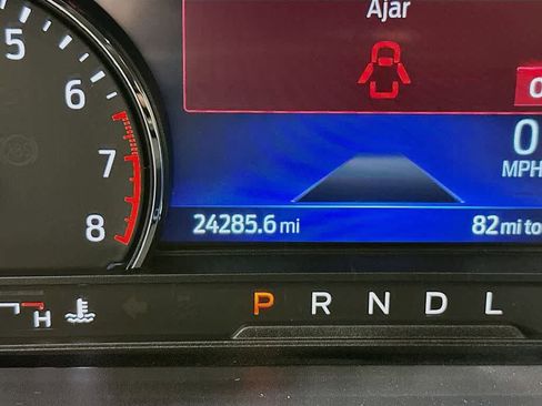 Certified 2022 Ford Explorer XLT w/ Equipment Group 202A image 20