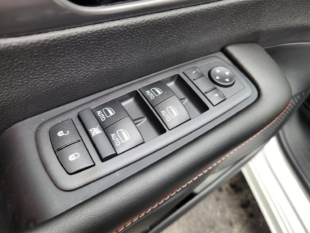 New 2027 Chrysler Pacifica Select FWD image 27