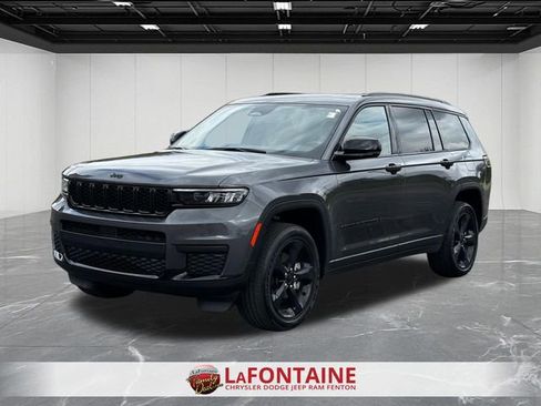Used 2023 Jeep Grand Cherokee L Laredo AWD/4WD image 1