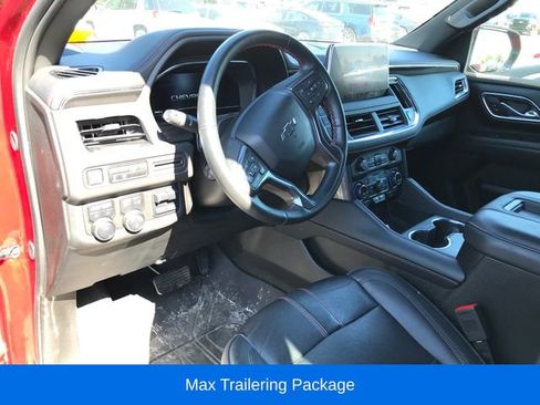 Used 2023 Chevrolet Suburban RST w/ Luxury Package AWD/4WD image 3
