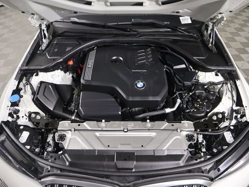 Used 2023 BMW 330i Sedan w/ M Sport Package image 30