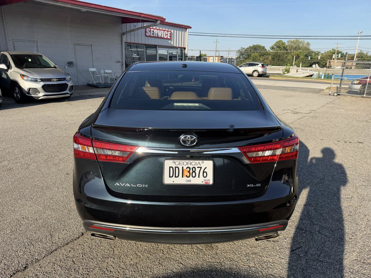 Used 2018 Toyota Avalon XLE FWD image 6