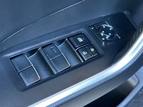 Used 2021 Toyota RAV4 XSE w/ XSE Grade Weather Package AWD/4WD image 13