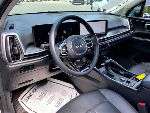 Used 2024 Kia Sorento S w/ Panoramic Sunroof Package AWD/4WD image 15