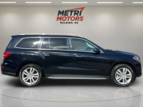 Used 2017 Mercedes-Benz GLS 450 4MATIC image 8