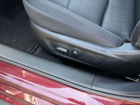 Used 2025 Nissan Altima 2.5 SV image 22