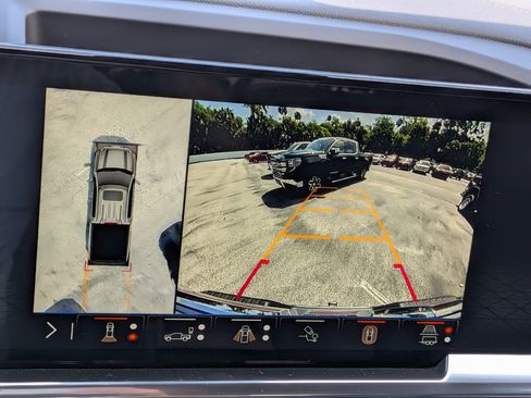 New 2026 GMC Sierra 1500 SLE w/ Preferred Package AWD/4WD image 27