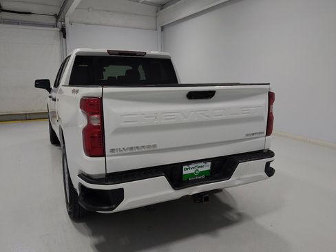 Used 2022 Chevrolet Silverado 1500 Custom image 6