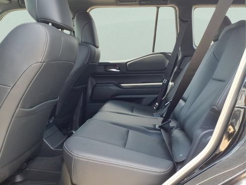 Used 2027 Toyota Land Cruiser AWD/4WD image 16