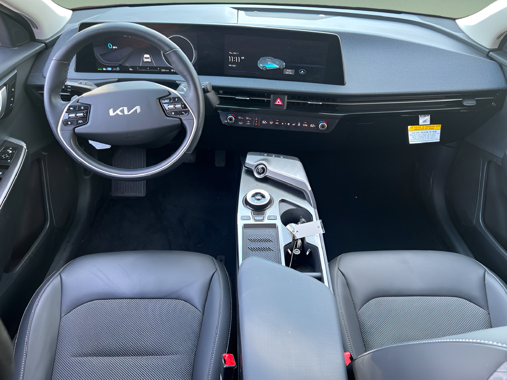 Used 2024 Kia EV6 Light AWD/4WD image 17