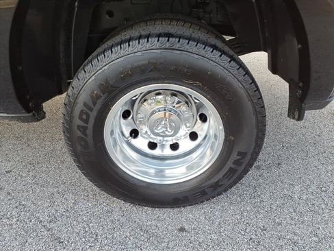 New 2025 RAM 3500 Limited image 12