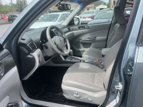 Used 2011 Subaru Forester 2.5X Limited w/ Popular Equipment Group 7B AWD/4WD image 11